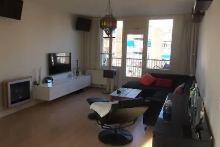 Sunny Floor In Center Guest house 2*