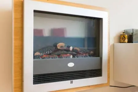 Sunny Floor In Center 2*